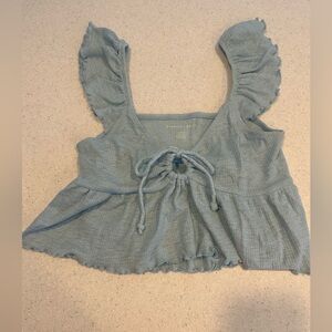 American Eagle Outfitters Light Blue Knit Flutter Sleeve Crop Top. Medium